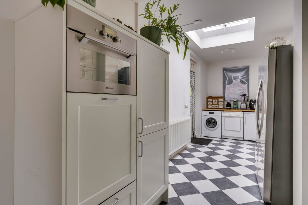 Photo 16 of Nicolaas Sichmansstraat 43