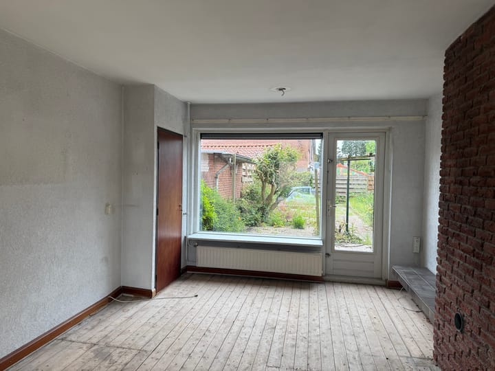 Photo 5 of Verschurestraat 25