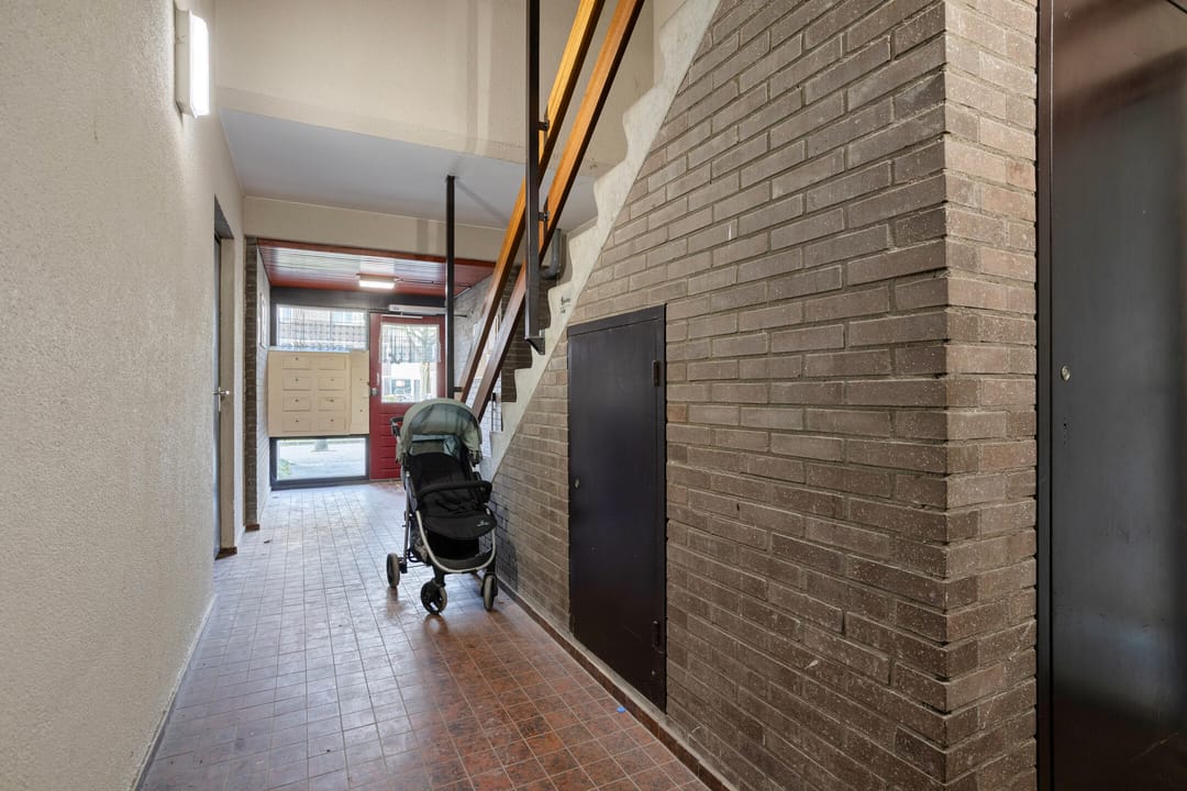 Renovated Ground Floor Apartment with Garden in Green Amsterdam South-East — 22