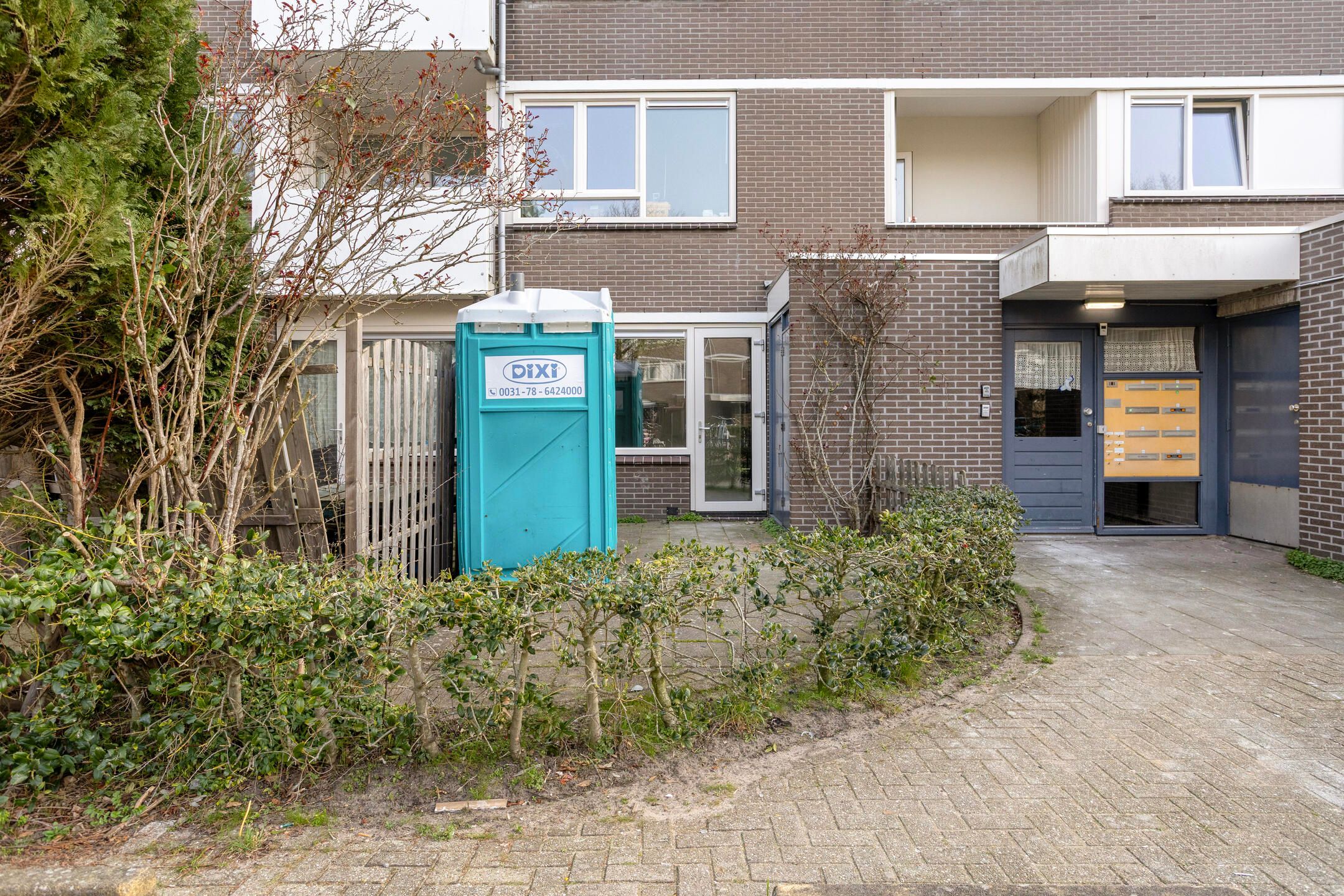 Renovated Ground Floor Apartment with Garden in Green Amsterdam South-East — 24