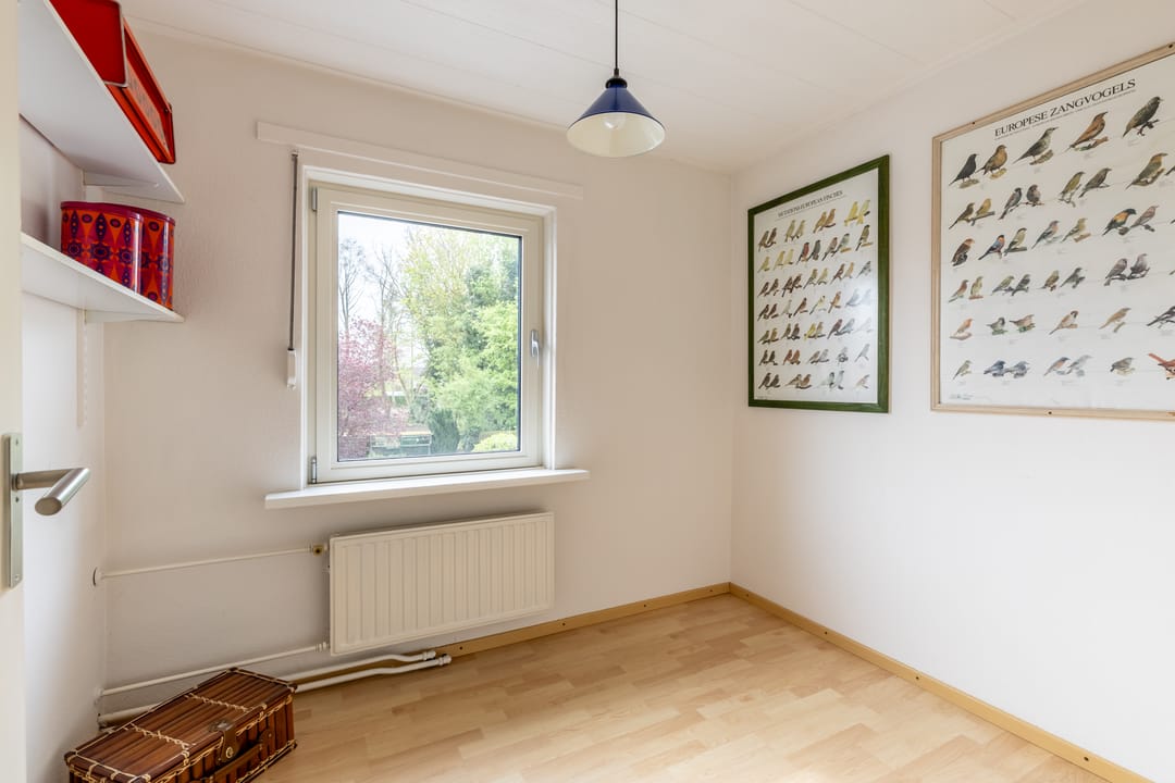Extended semi-detached house with deep southeast-facing backyard — 22