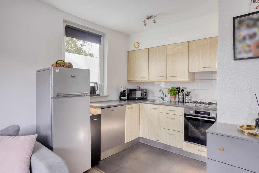 Photo 13 of Hazestraat 6-A