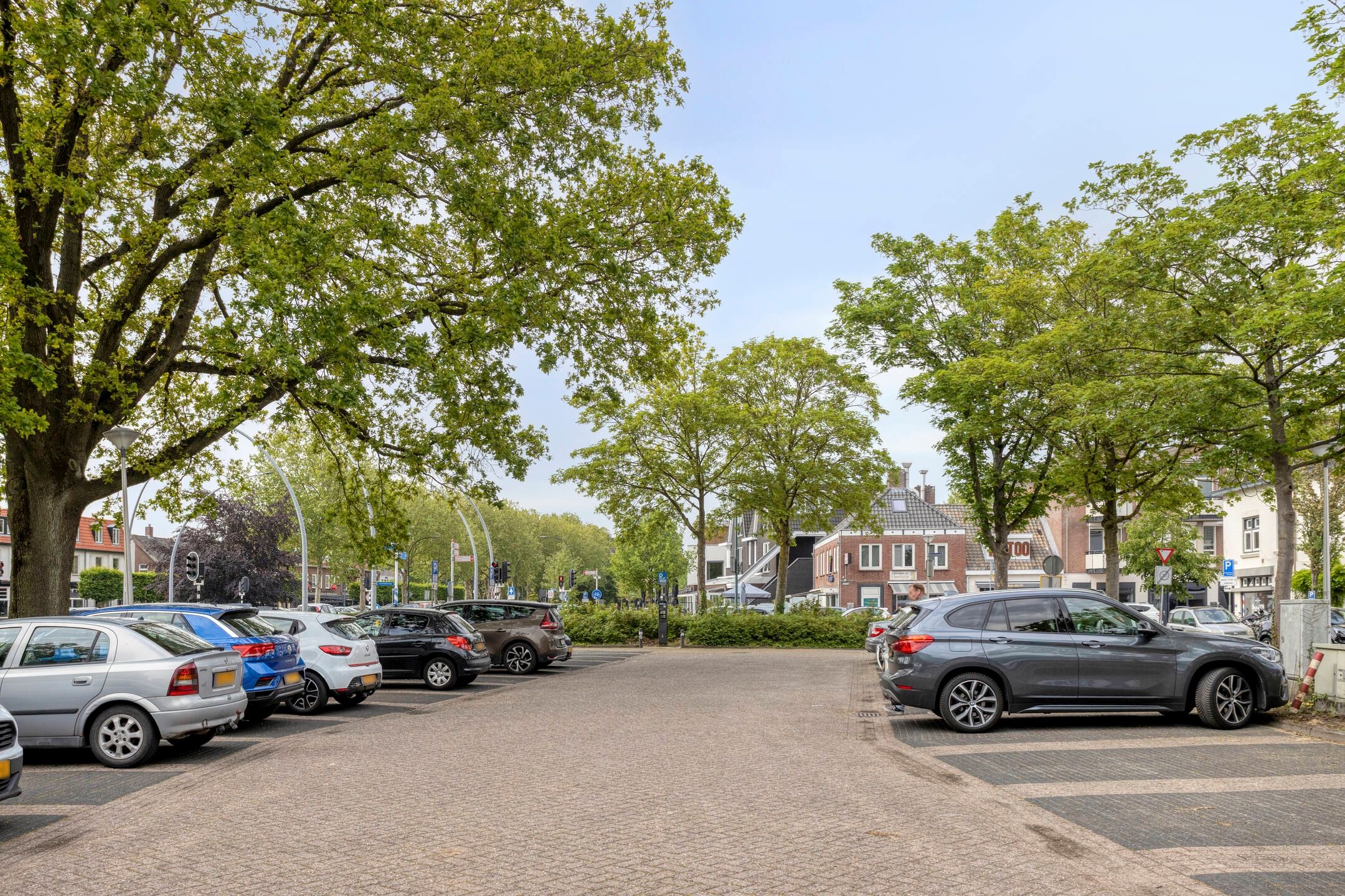 Photo 27 of Hazestraat 6-A
