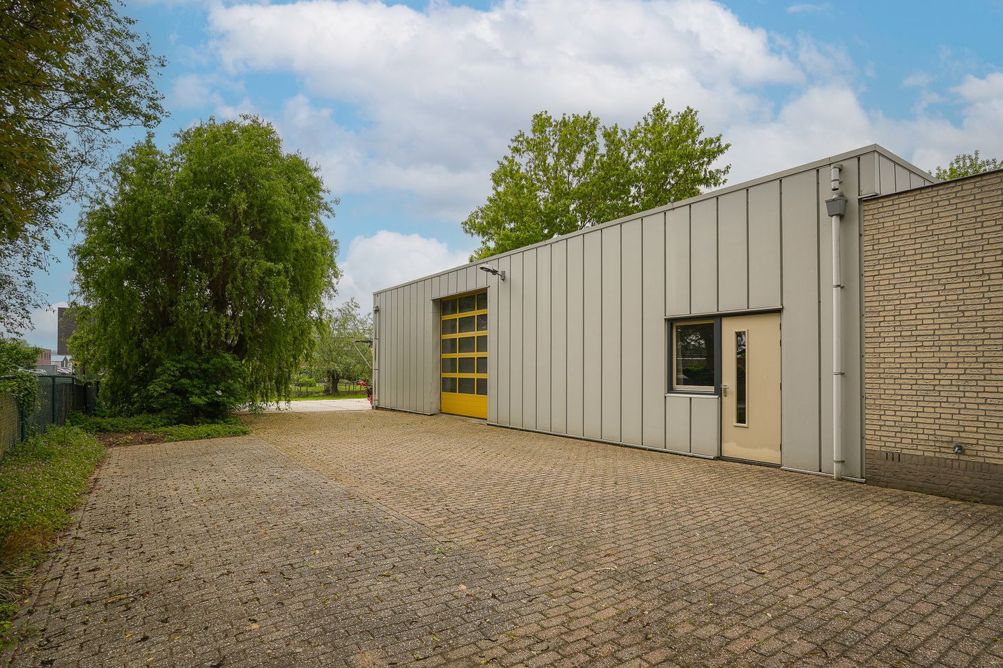 Live-Work Property with Generous Plot in Kerkdriel — 79