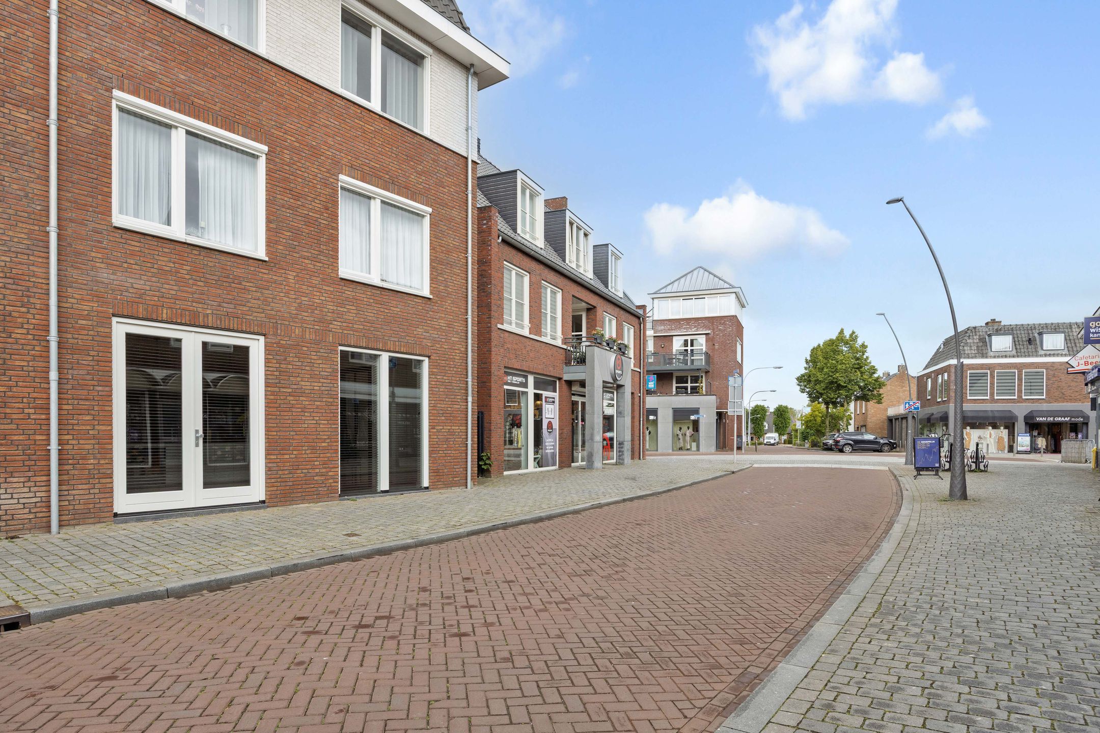 Photo 30 of Dorpsstraat 23