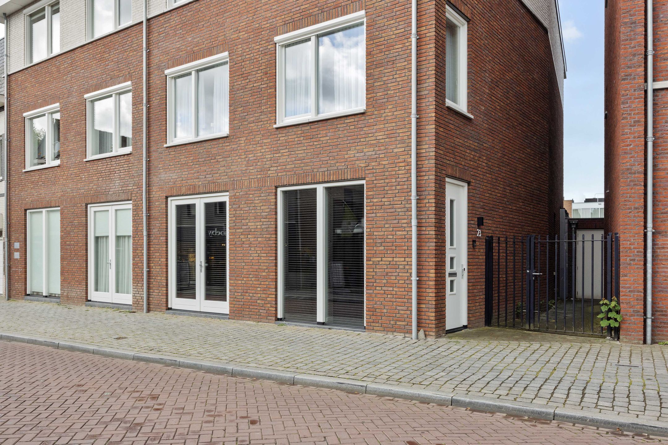 Photo 33 of Dorpsstraat 23