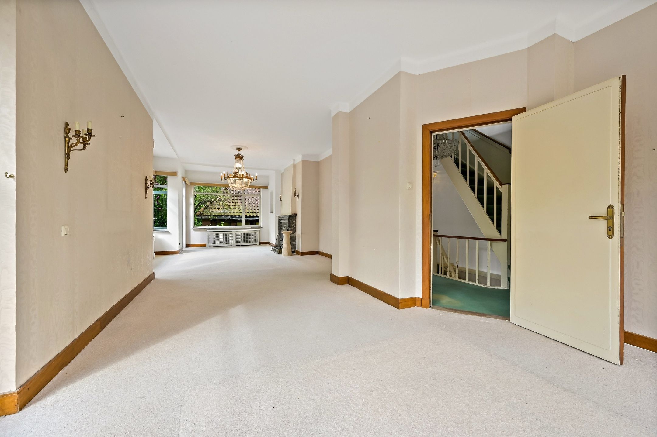 Spacious Corner House with Garden and Garage in Prestigious Van Stolkpark — 18