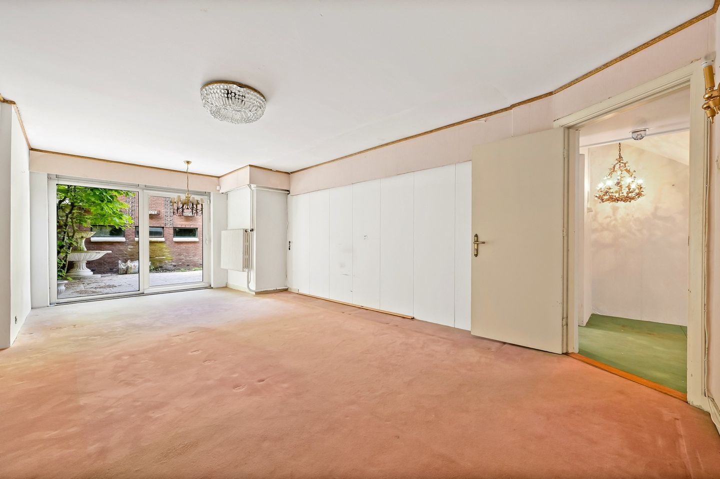 Spacious Corner House with Garden and Garage in Prestigious Van Stolkpark — 49