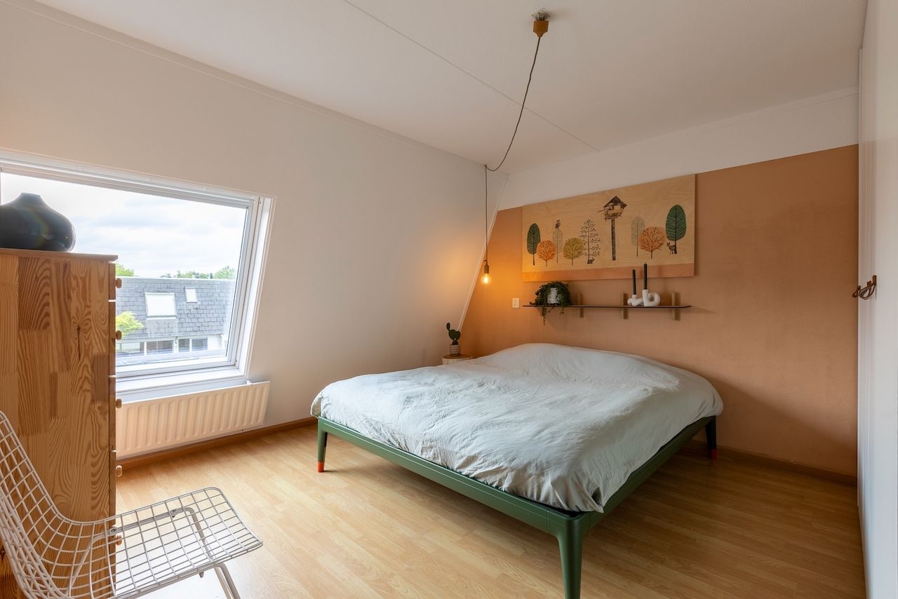 Move-in ready terraced house with modern kitchen and south-facing garden in Meilust-Noord — 18