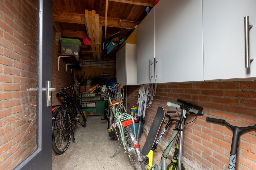 Move-in ready terraced house with modern kitchen and south-facing garden in Meilust-Noord — 37