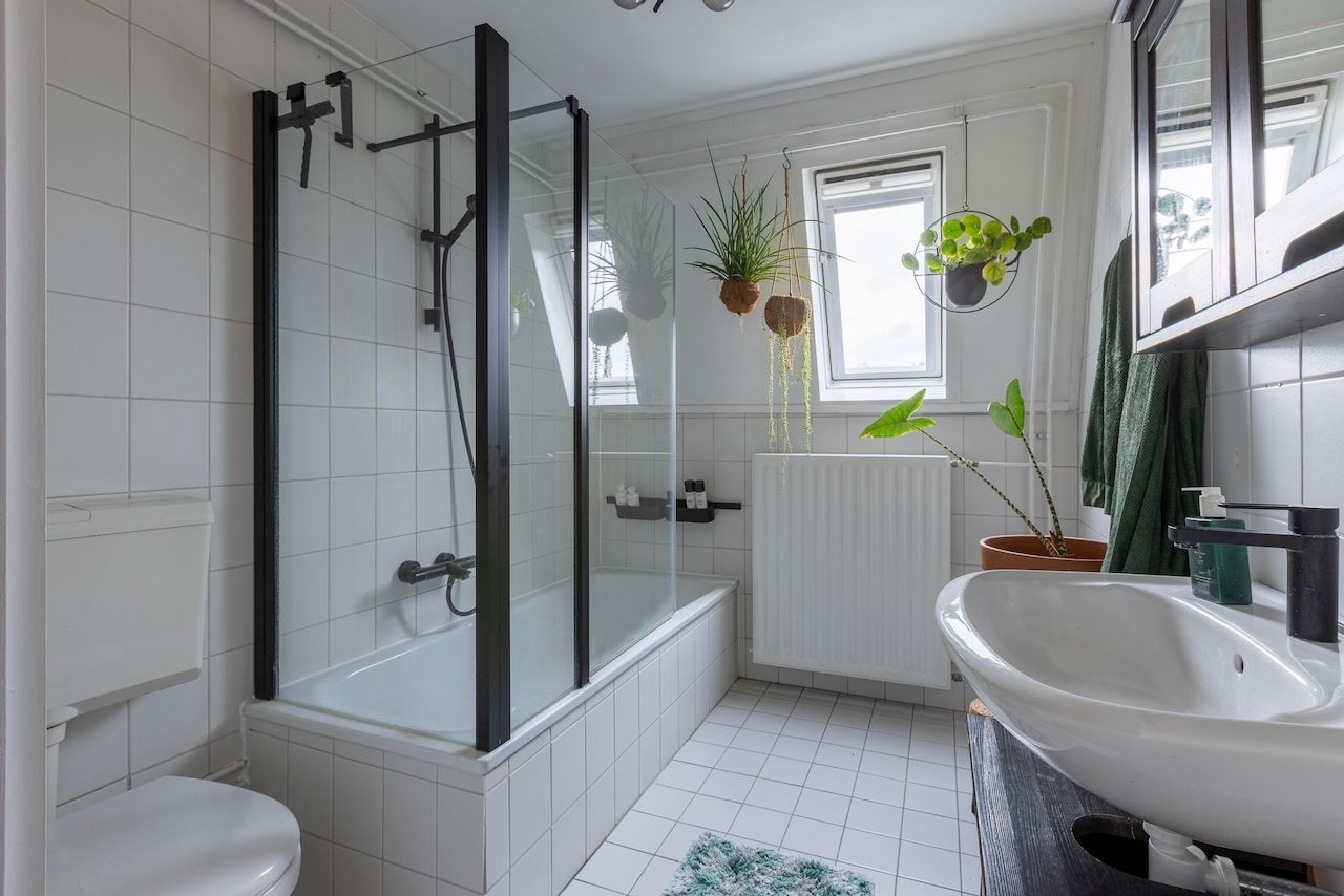 Move-in ready terraced house with modern kitchen and south-facing garden in Meilust-Noord — 27