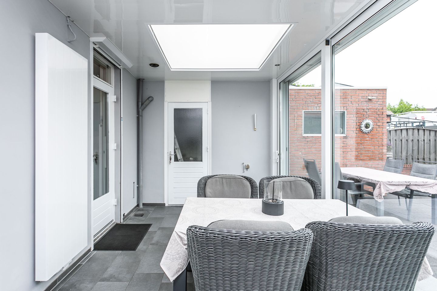 Move-in Ready Energy Efficient Semi-Detached Home with Garage and Winter Garden — 14