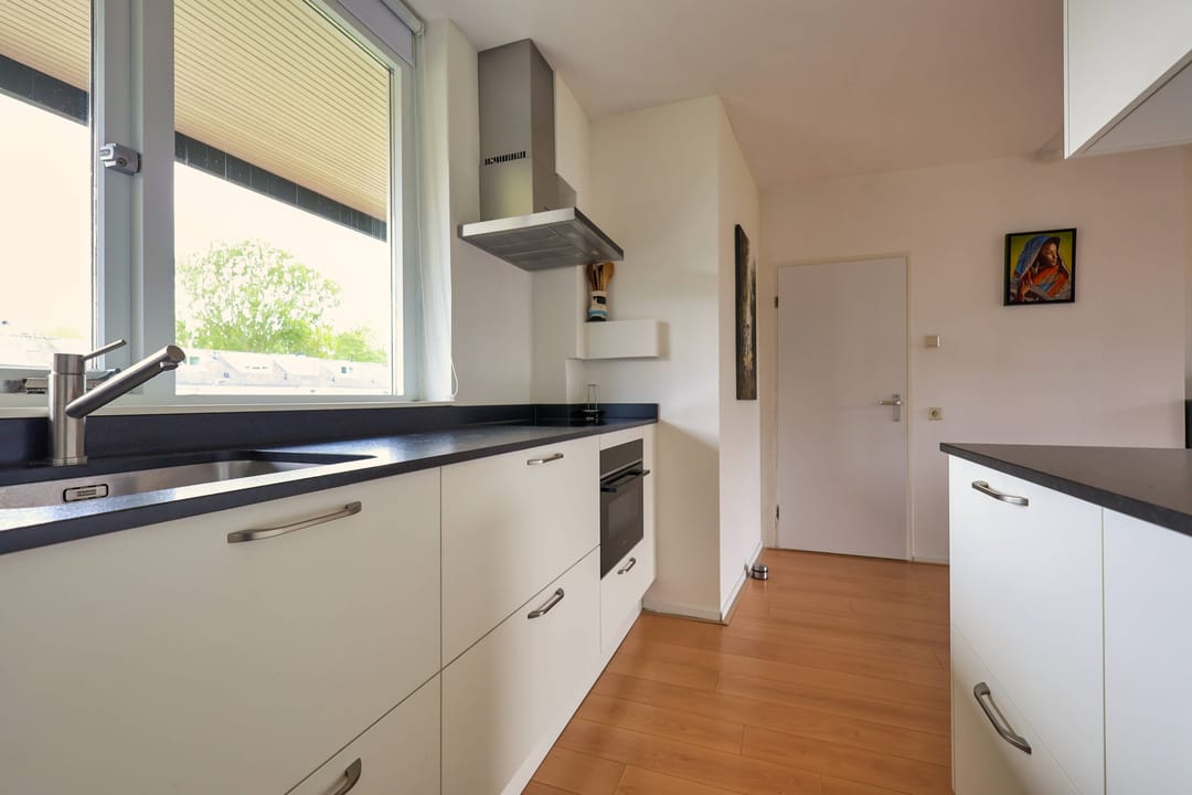 Sunlit maisonette with southwest balcony near Bergen center — 16