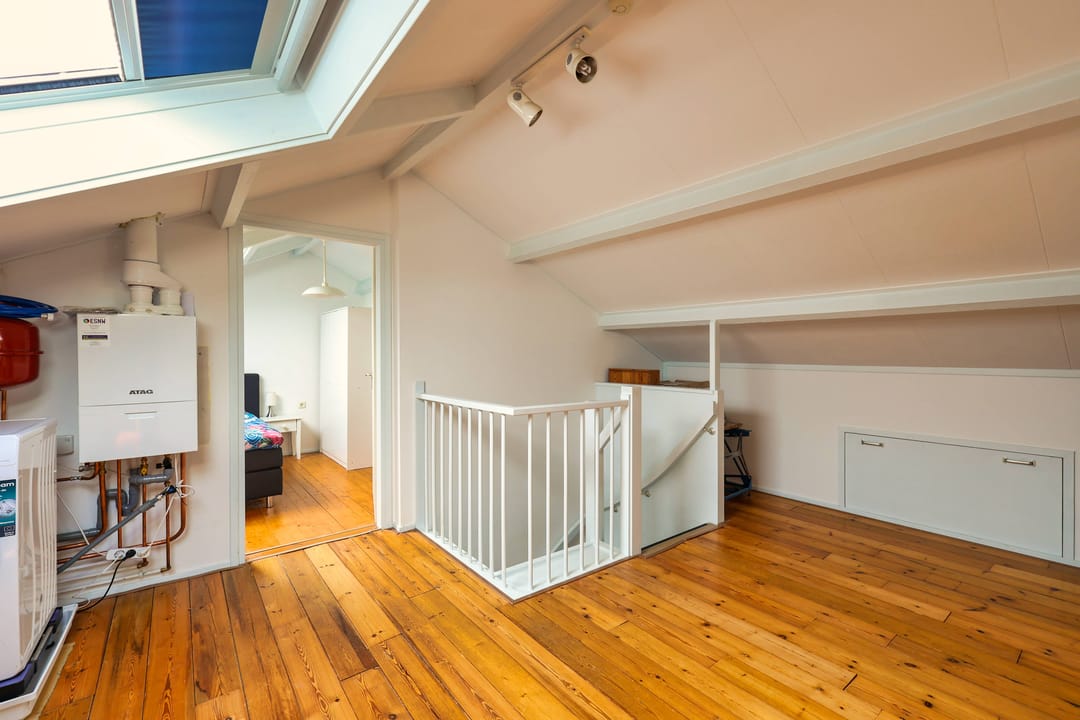 Sunlit maisonette with southwest balcony near Bergen center — 22