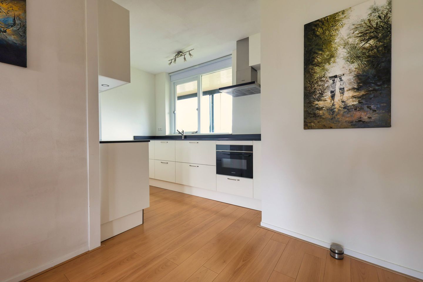 Sunlit maisonette with southwest balcony near Bergen center — 14