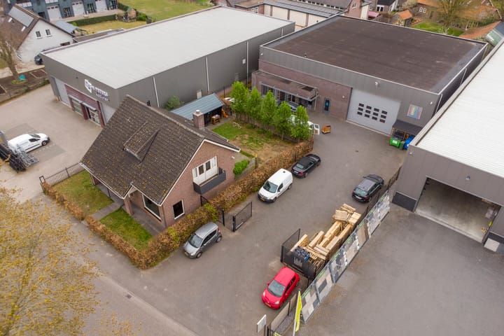 Van der Heijdenstraat 1, Hilvarenbeek