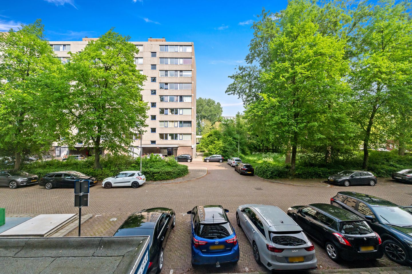 Sunlit Apartment in Delft with Balcony and Pending Sustainability Upgrade — 19