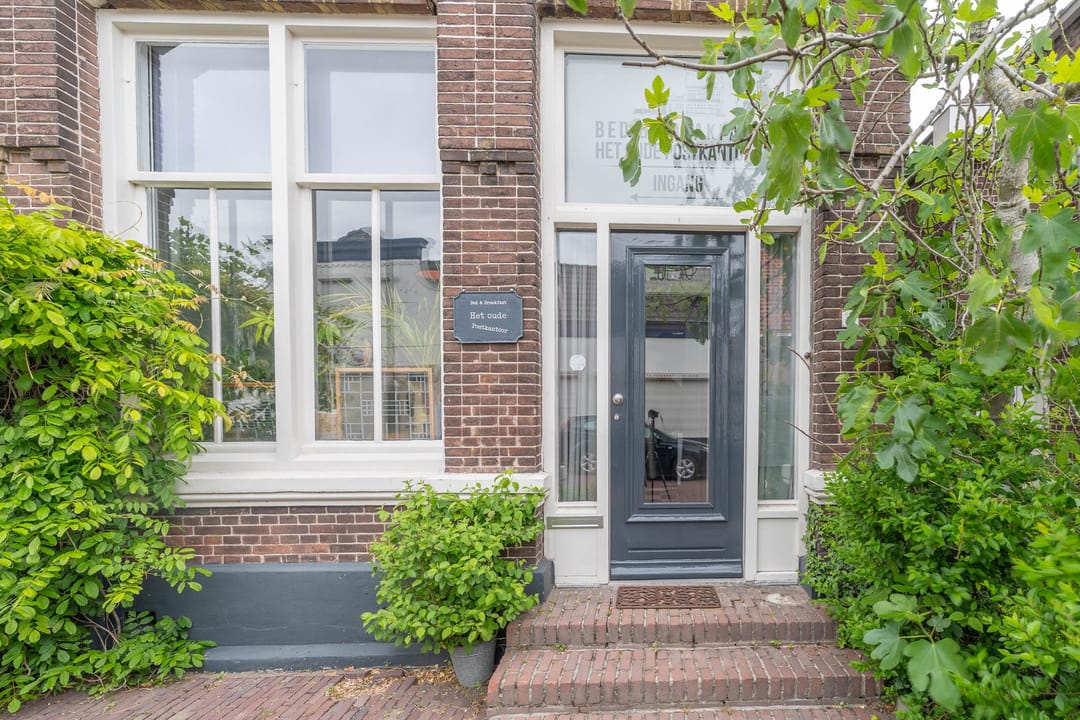 Photo 46 of Damstraat 19