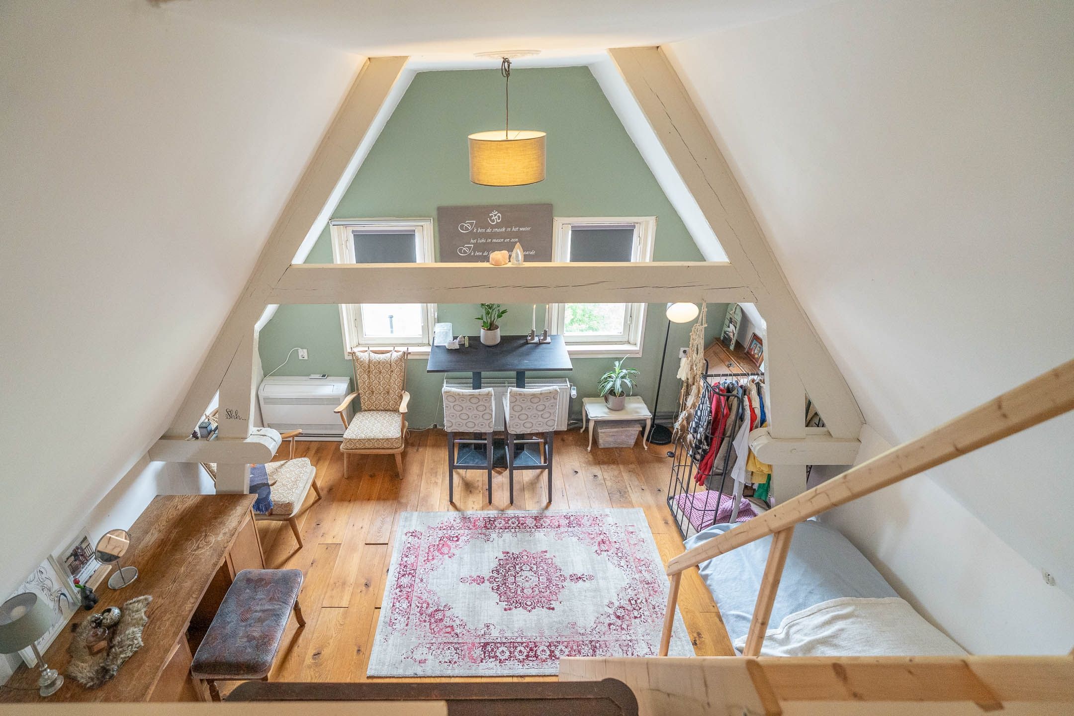 Photo 78 of Damstraat 19