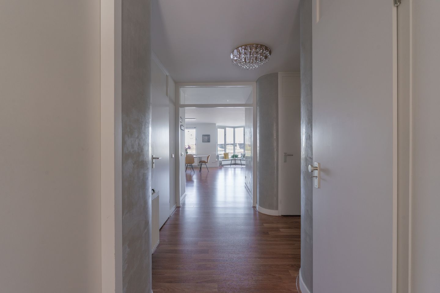 Panoramic River View Apartment in Nijmegen's Historic Centre — 19