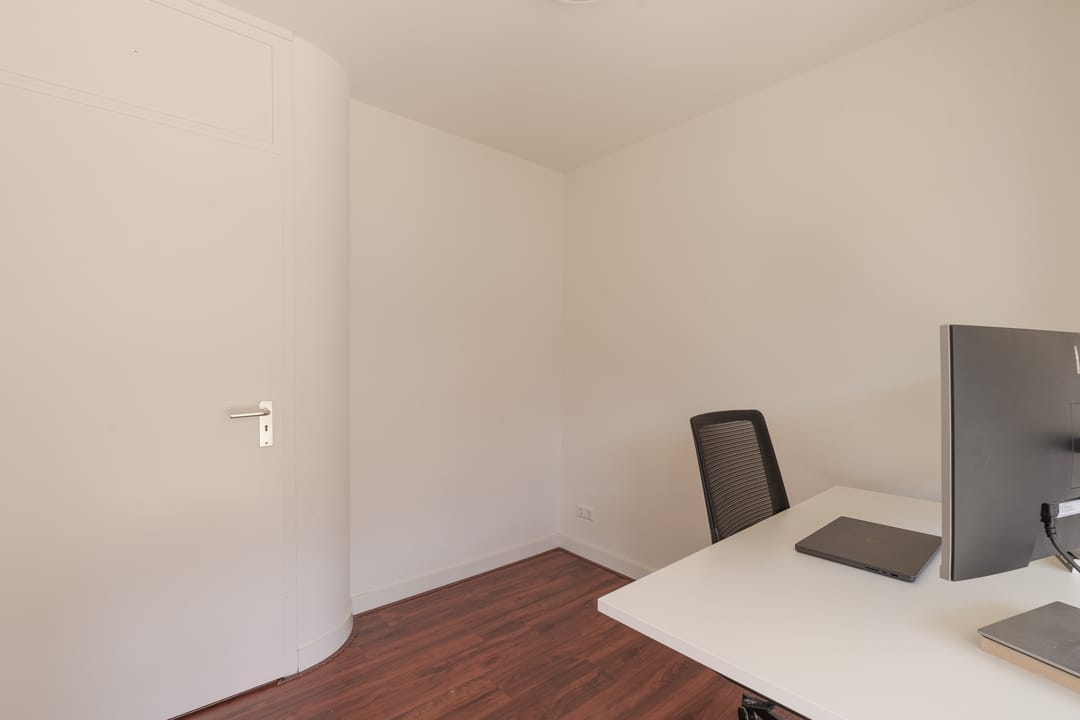 Panoramic River View Apartment in Nijmegen's Historic Centre — 22
