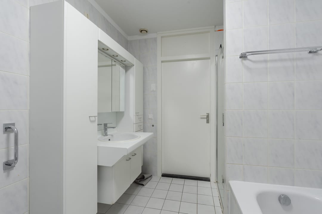 Panoramic River View Apartment in Nijmegen's Historic Centre — 16