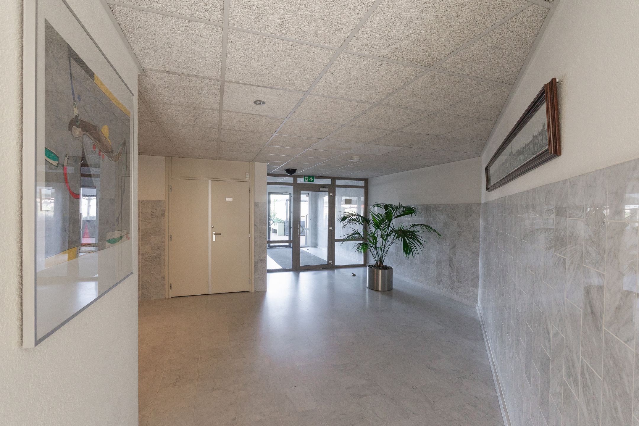 Panoramic River View Apartment in Nijmegen's Historic Centre — 30
