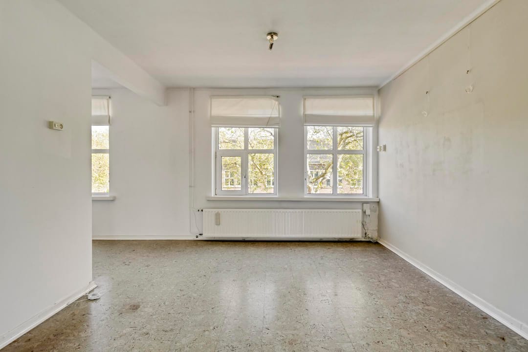 Bright Maisonnette with Sunny Terrace in Den Bosch — 13