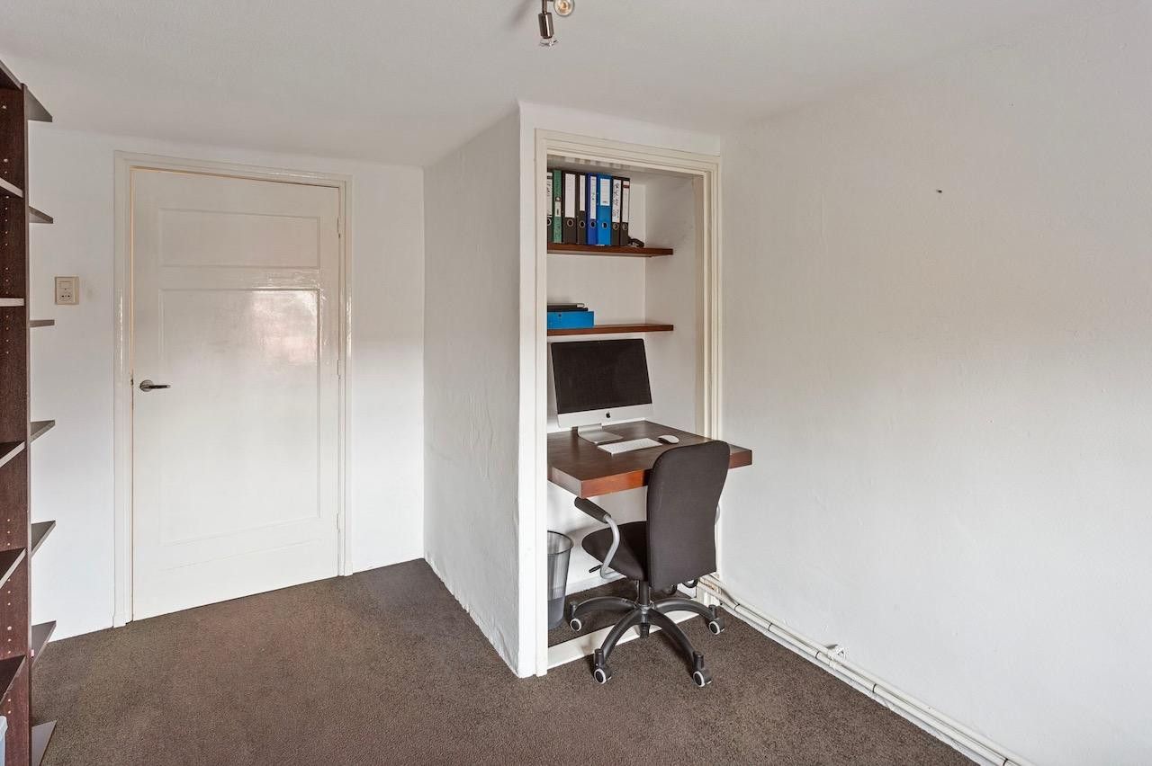 Bright Maisonnette with Sunny Terrace in Den Bosch — 25