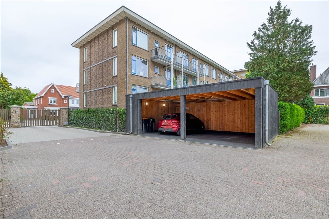 Photo 60 of Beneden Oosterdiep 41