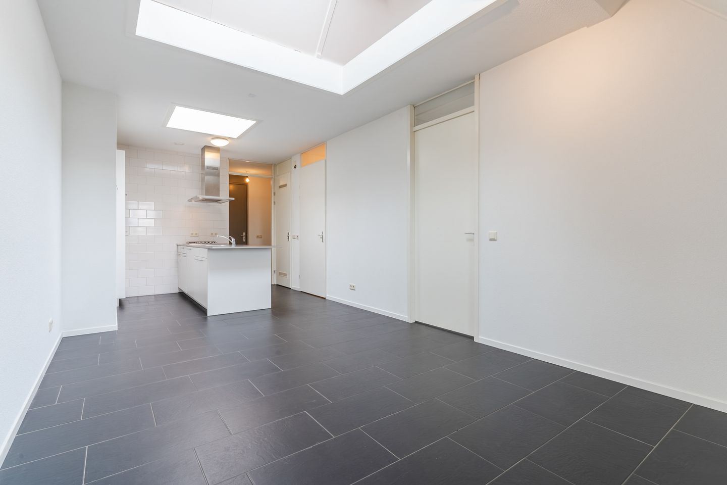 Photo 14 of Sluisstraat 89