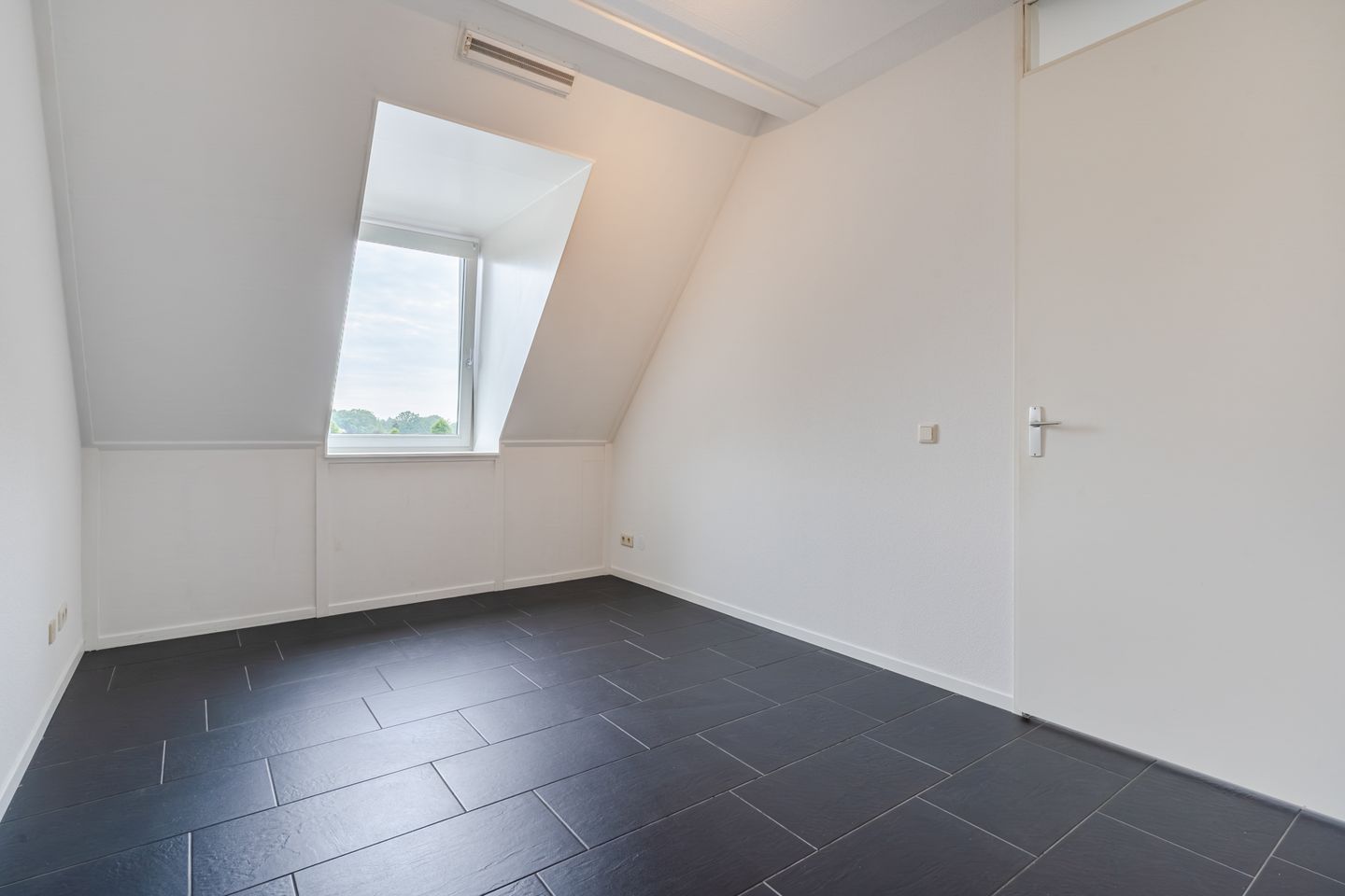 Photo 19 of Sluisstraat 89