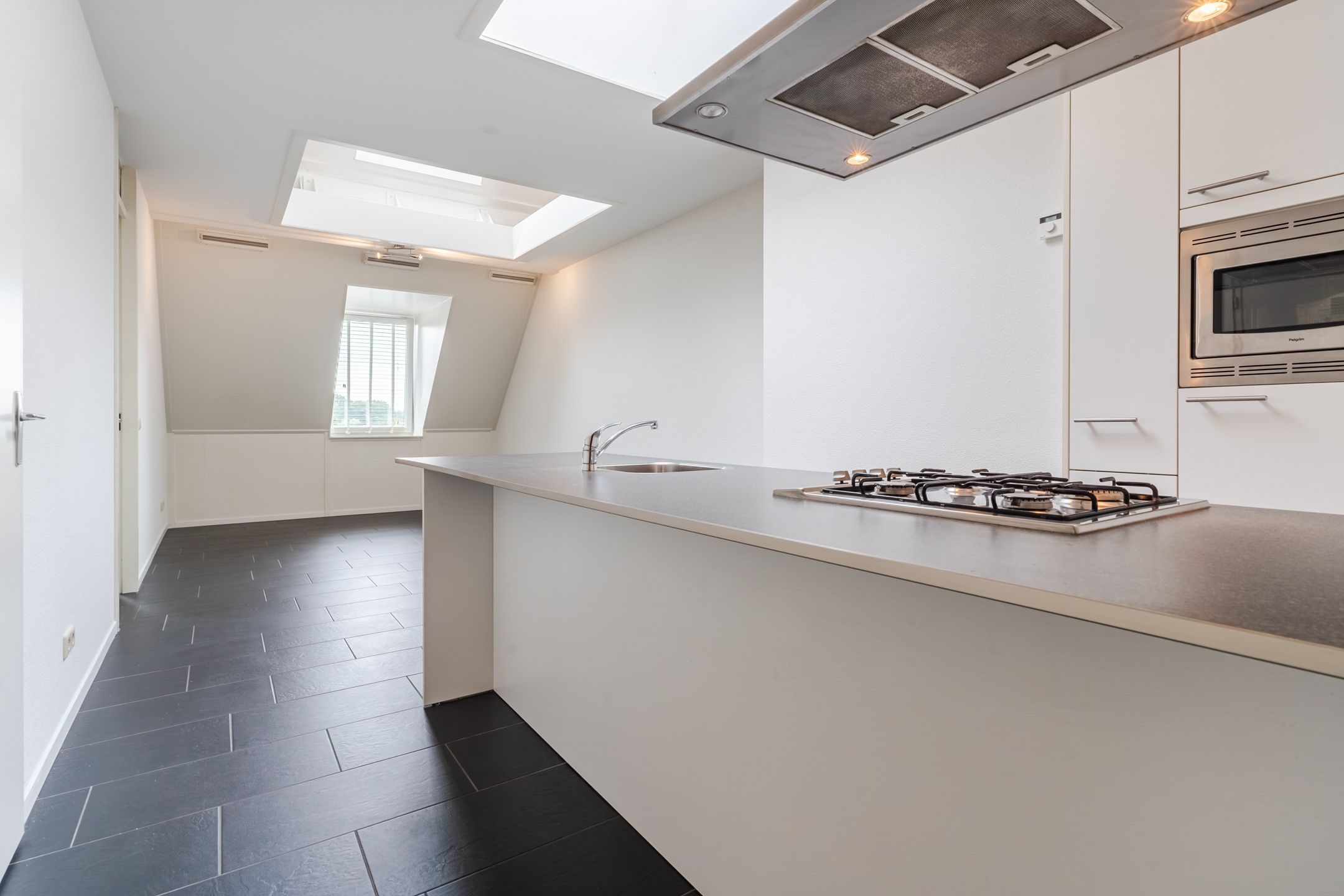 Photo 12 of Sluisstraat 89
