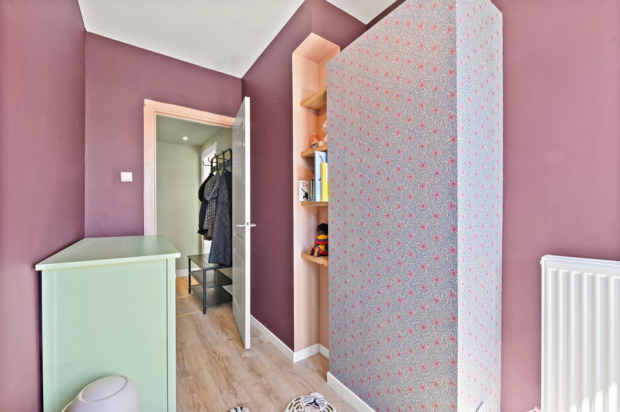 Spacious Top-Floor Apartment with Sunny South-Facing Balcony in The Hague — 24