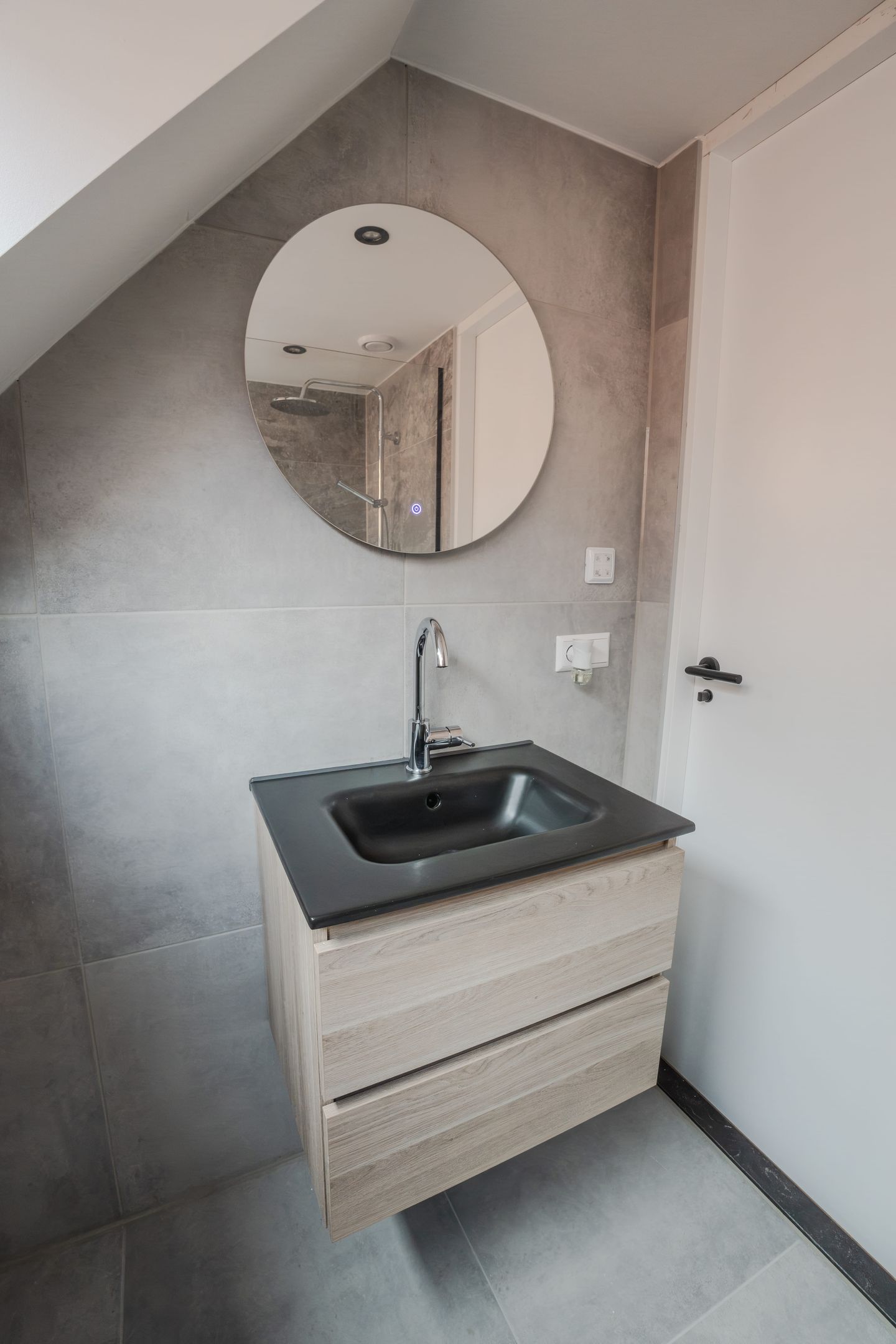 Photo 20 of Ostendestraat 6-B