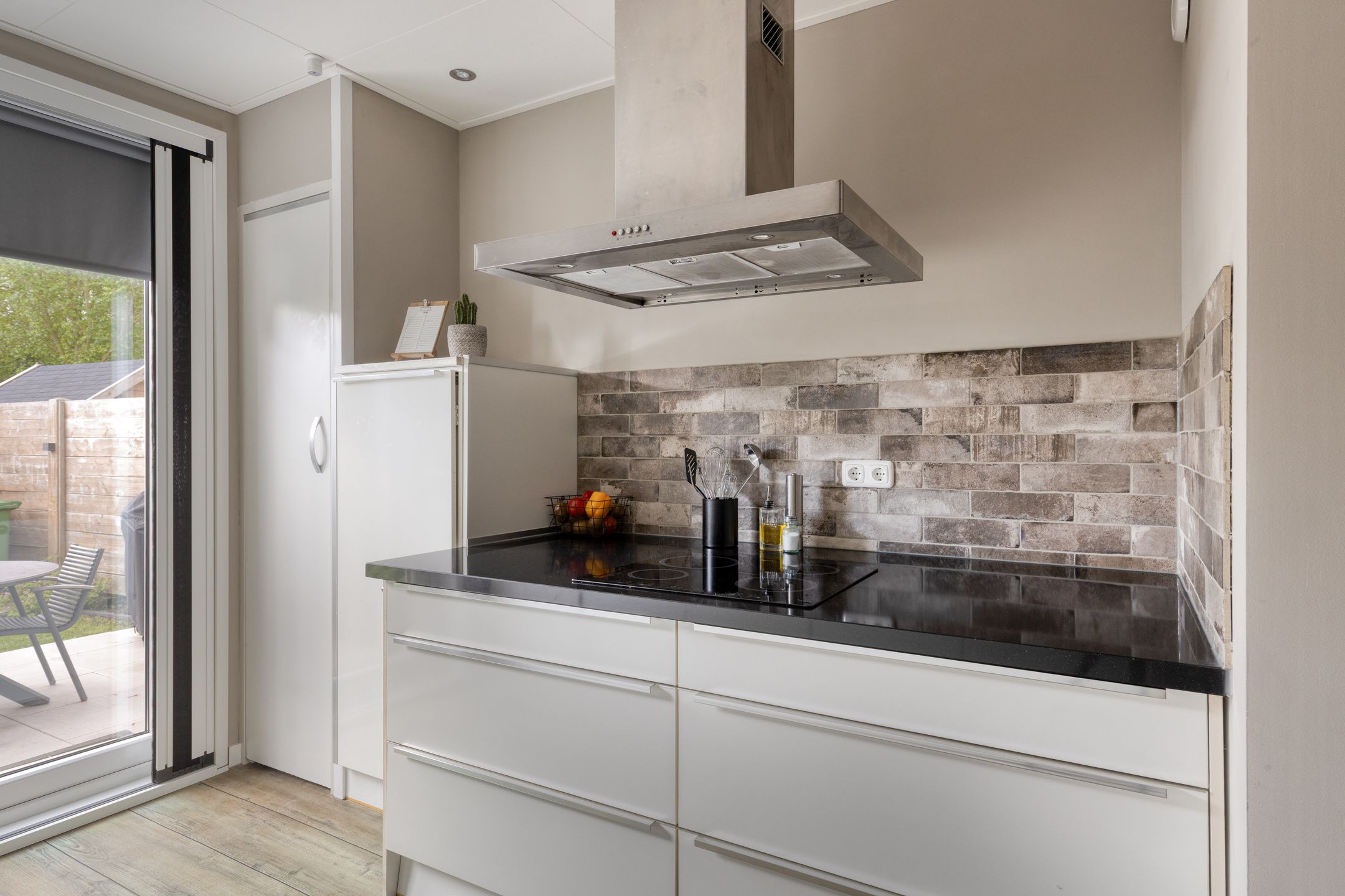 Completely Renovated Terraced House with Sunny South-Facing Garden in Historic Zierikzee — 15