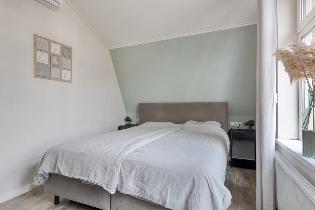 Completely Renovated Terraced House with Sunny South-Facing Garden in Historic Zierikzee — 23