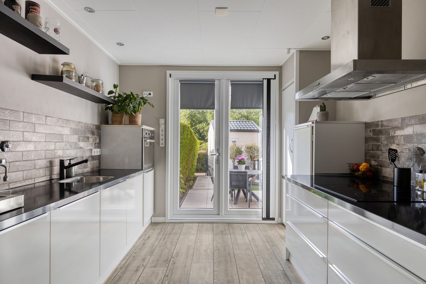 Completely Renovated Terraced House with Sunny South-Facing Garden in Historic Zierikzee — 14