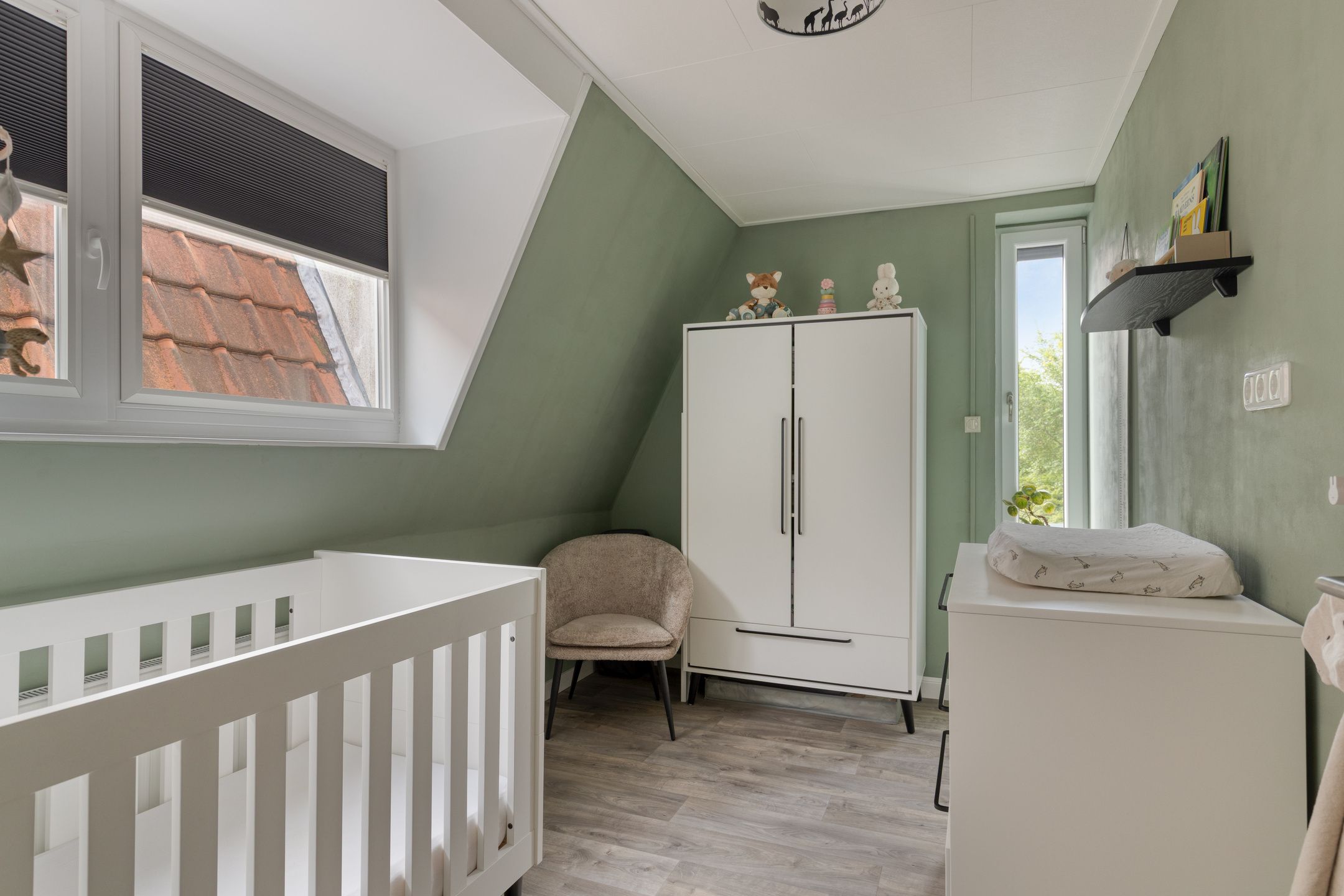 Completely Renovated Terraced House with Sunny South-Facing Garden in Historic Zierikzee — 27