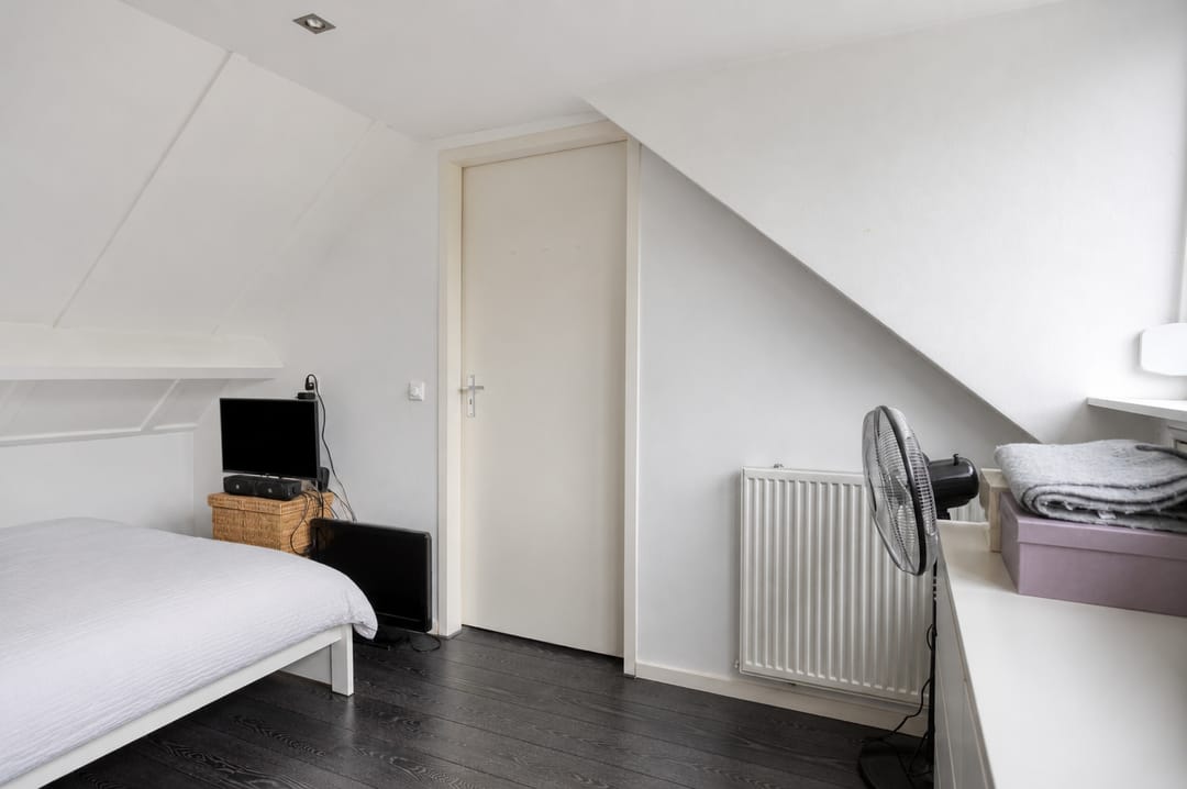 Spacious Family Home with Extension, Garage and Four Bedrooms in Haaren — 26