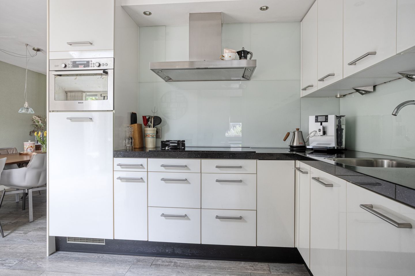 Spacious Family Home with Extension, Garage and Four Bedrooms in Haaren — 14