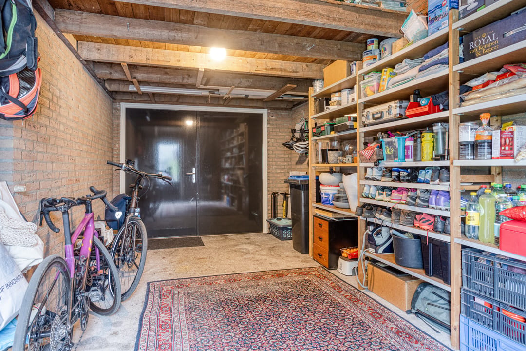 Spacious Family Home with Extension, Garage and Four Bedrooms in Haaren — 16