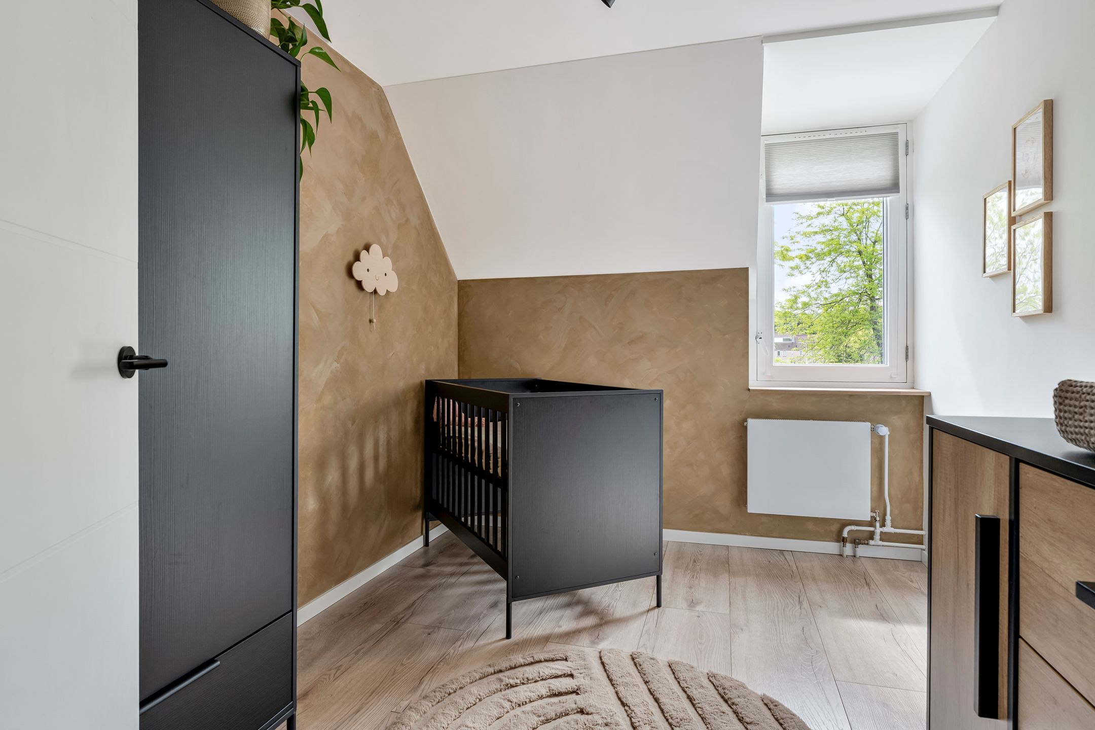Turn-Key Terraced House with Four Bedrooms, Luxury Kitchen, and Sunny Garden in Family-Friendly Tilburg — 27