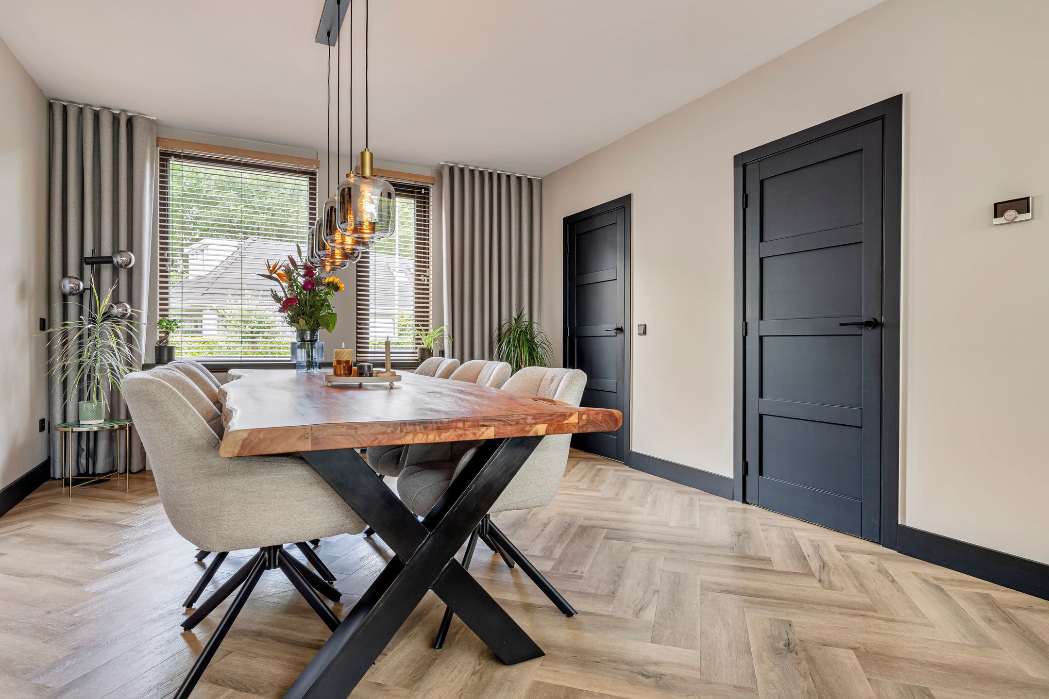 Turn-Key Terraced House with Four Bedrooms, Luxury Kitchen, and Sunny Garden in Family-Friendly Tilburg — 15