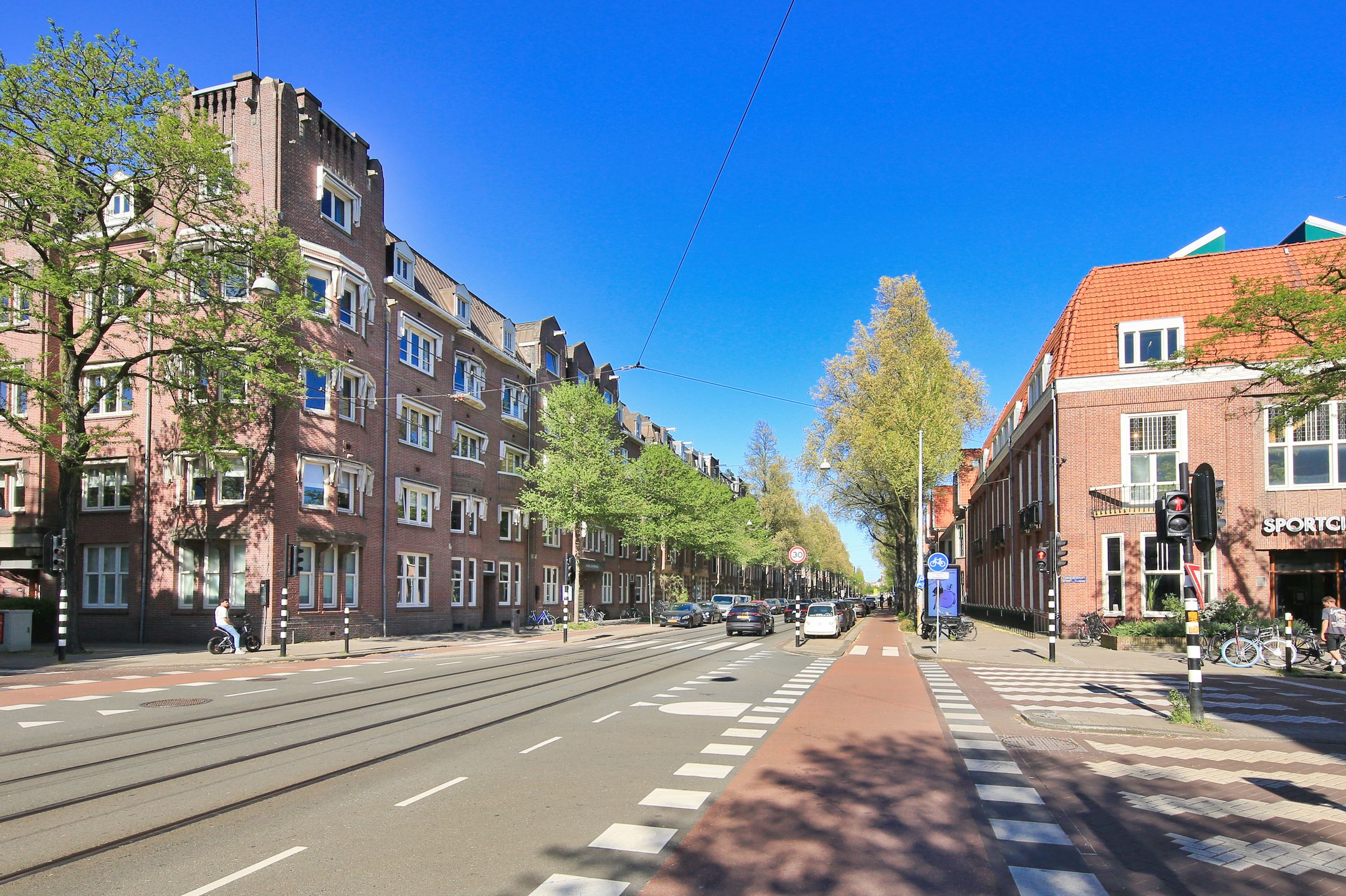 Foto 42 van De Lairessestraat 68-H
