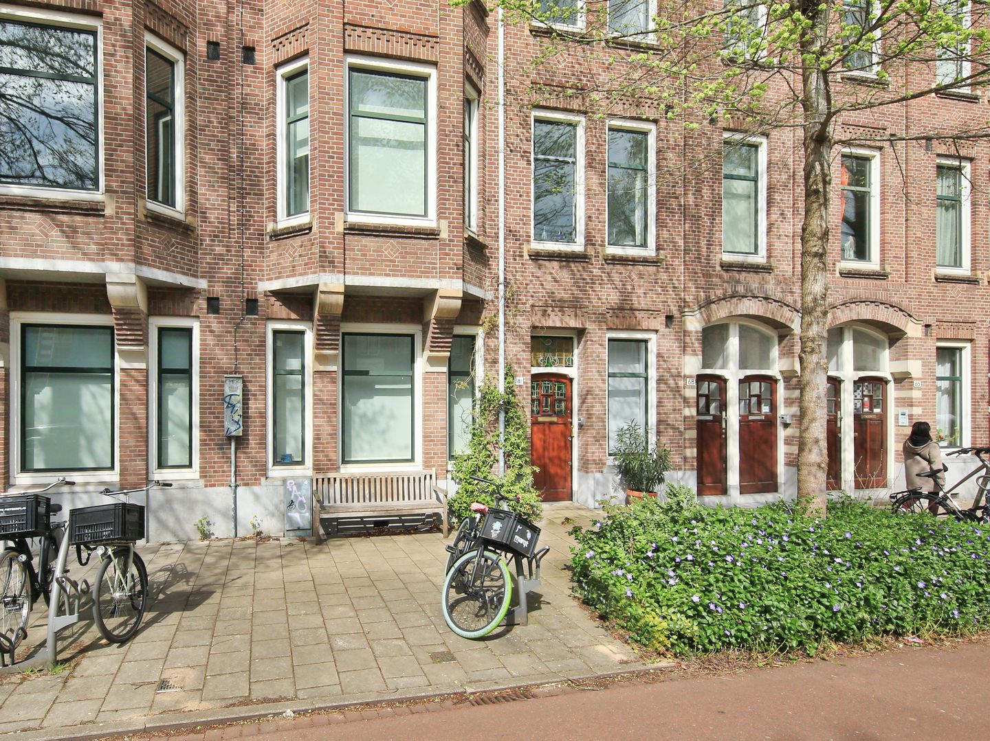 Foto 40 van De Lairessestraat 68-H