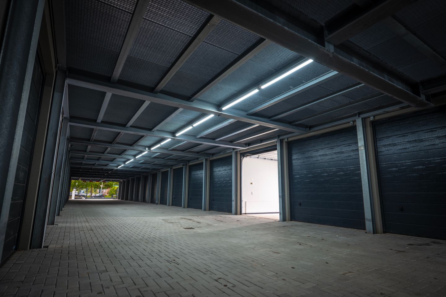 Photo 10 of Leidekkerstraat 4-A1
