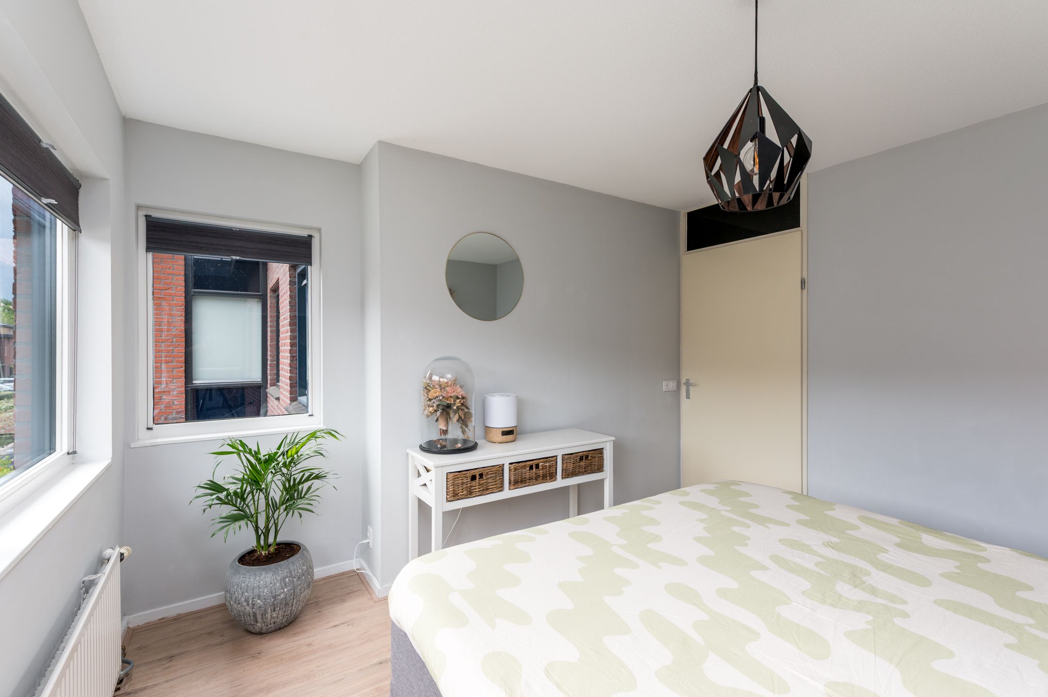 Spacious Family Home with 5 Bedrooms and Sunny Roof Terrace in Popular Almere Neighborhood — 39
