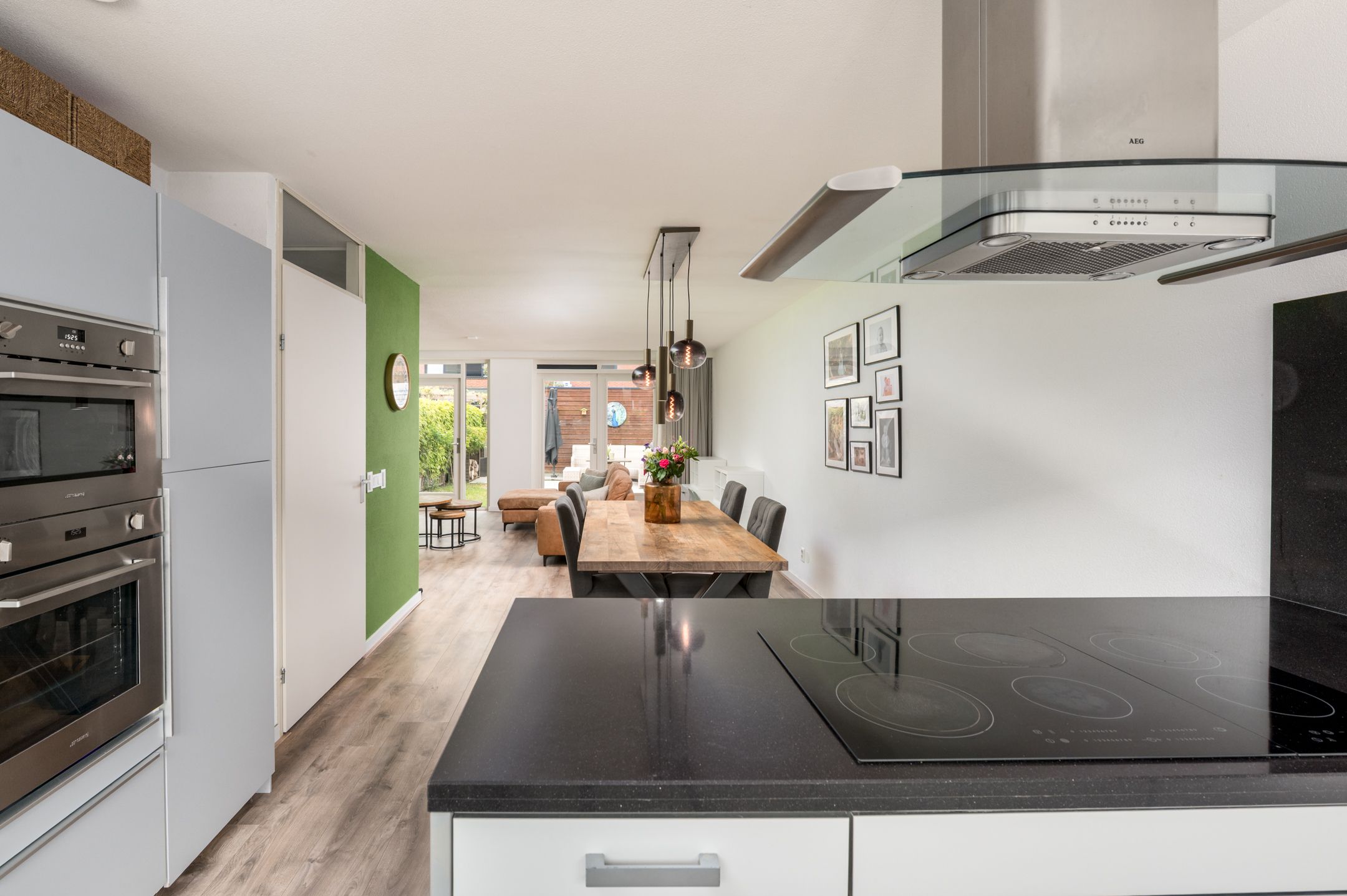 Spacious Family Home with 5 Bedrooms and Sunny Roof Terrace in Popular Almere Neighborhood — 24