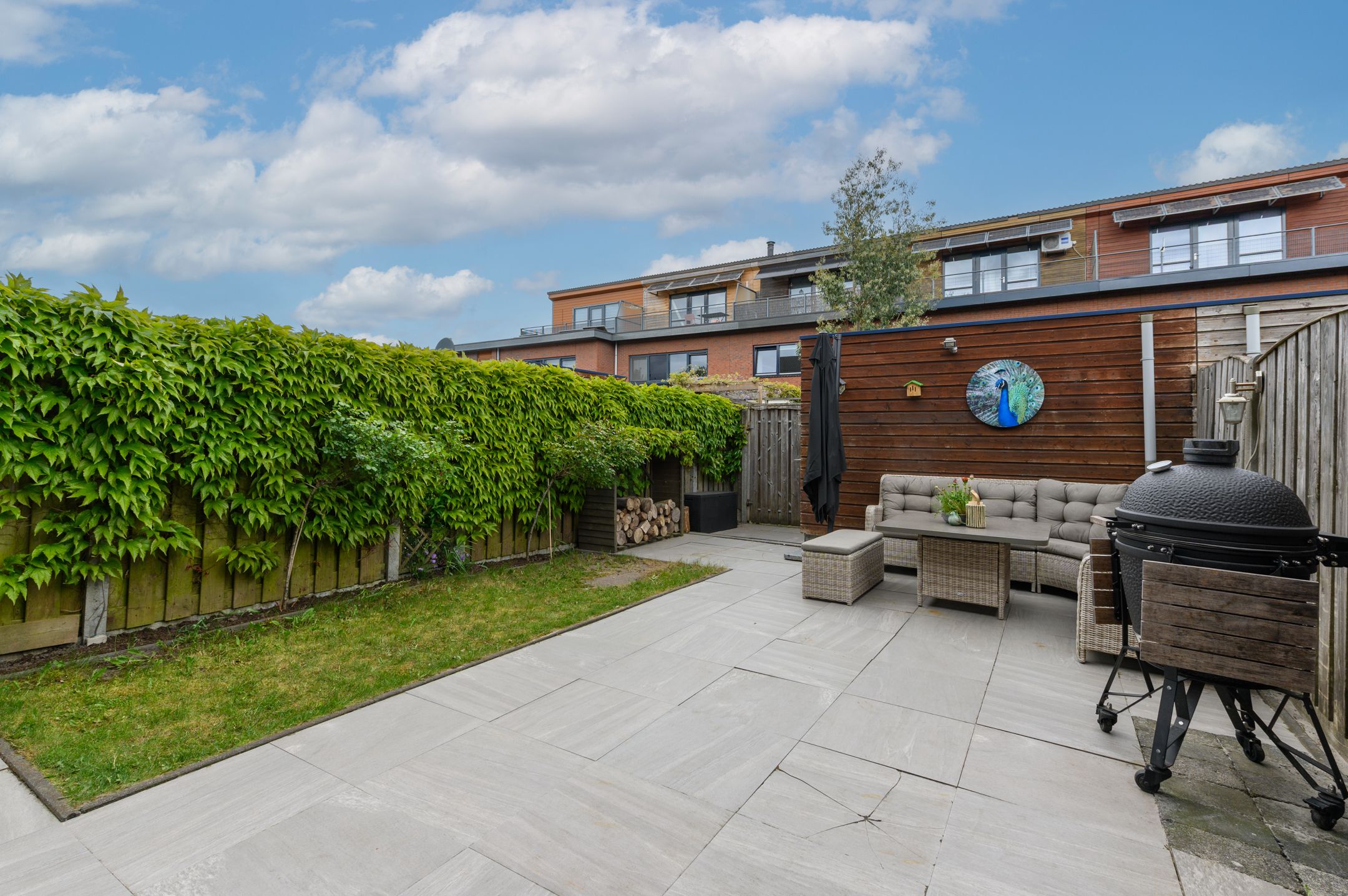 Spacious Family Home with 5 Bedrooms and Sunny Roof Terrace in Popular Almere Neighborhood — 54